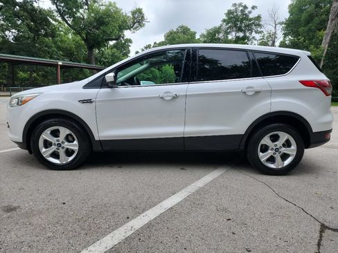Used 2016 Ford Escape SE FWD image 4