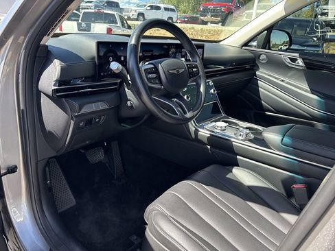 Used 2025 Genesis GV80 2.5T Standard AWD/4WD image 13