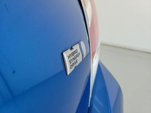 Used 2017 Toyota Prius C One FWD image 8
