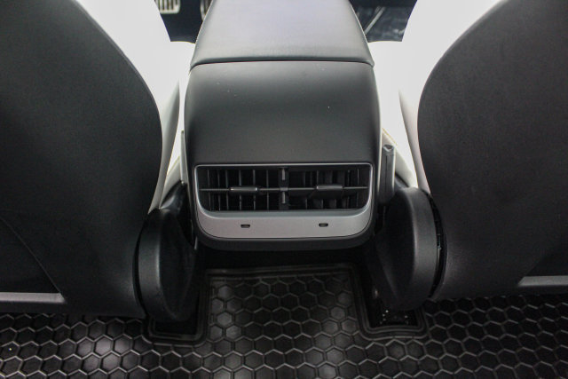 Used 2023 Tesla Model 3 Standard Range RWD image 24