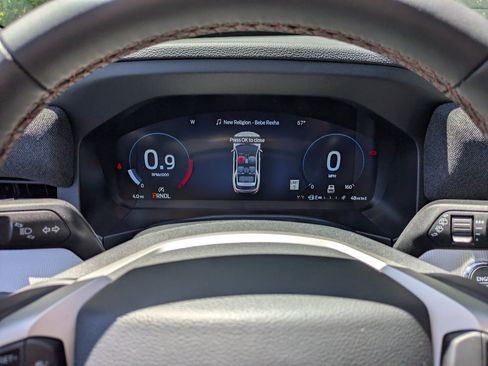 New 2026 Ford Explorer Active RWD image 16