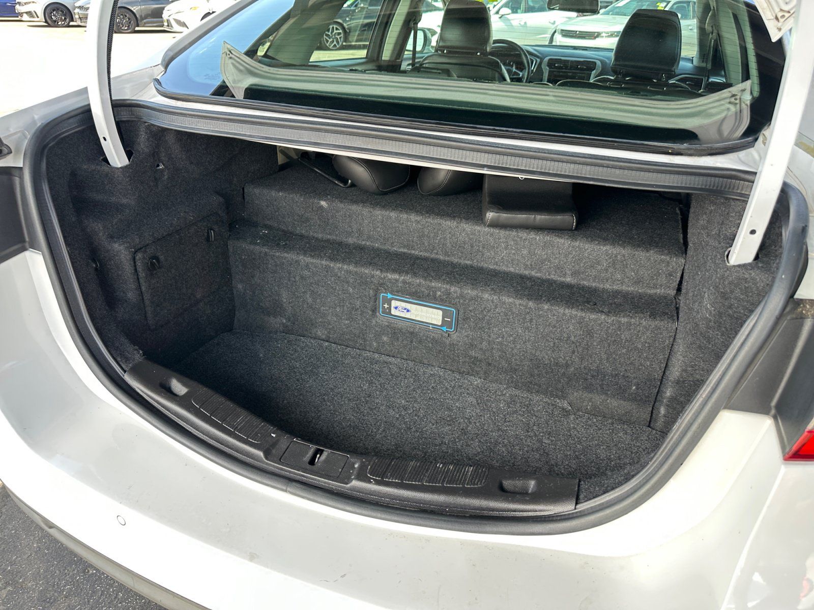 Used 2016 Ford Fusion Energi SE FWD image 27