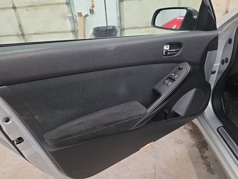 Used 2012 Nissan Altima 3.5 SR image 31