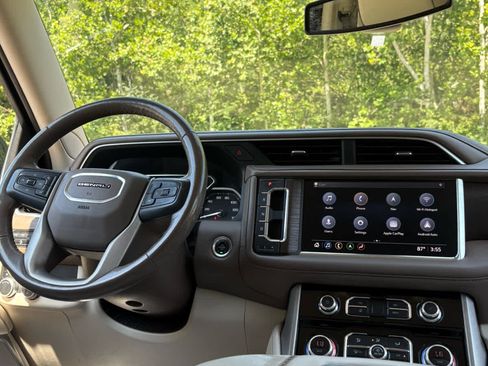 Used 2021 GMC Yukon Denali AWD/4WD image 22