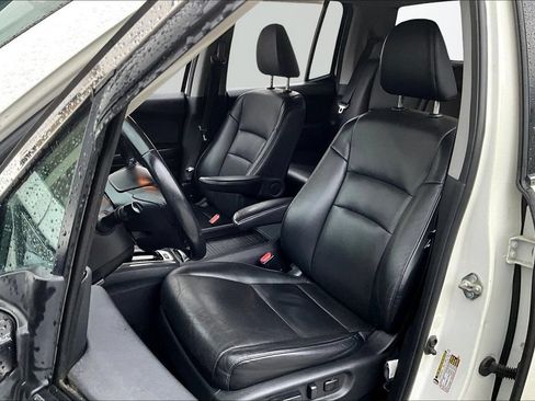 Used 2017 Honda Ridgeline RTL image 21
