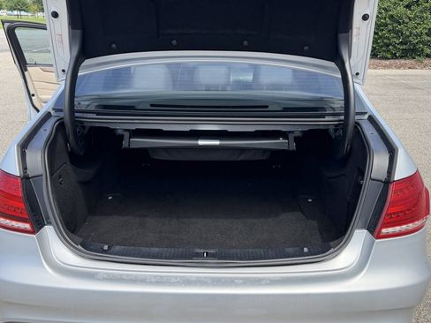 Used 2014 Mercedes-Benz E 350 Sedan image 12