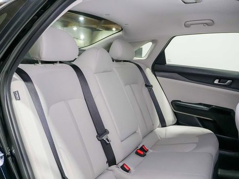 Used 2022 Kia K5 LXS FWD image 23