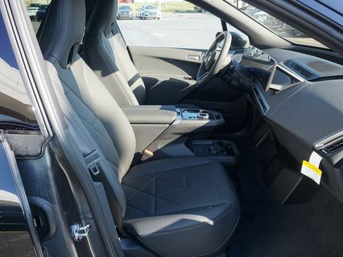 Used 2025 BMW iX M60 image 12