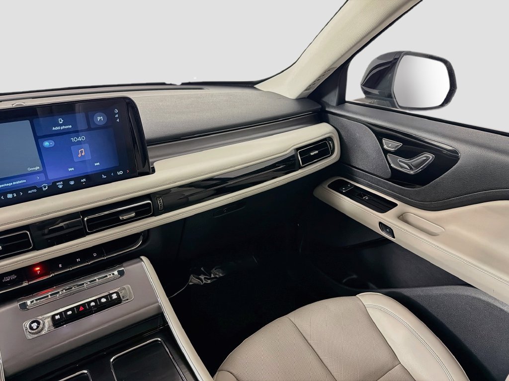 Used 2026 Lincoln Aviator 2WD image 24