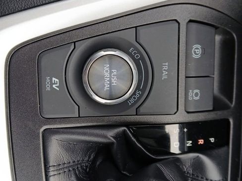 Used 2023 Toyota RAV4 XSE image 27