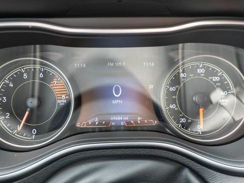 Used 2019 Jeep Cherokee Limited AWD/4WD image 21