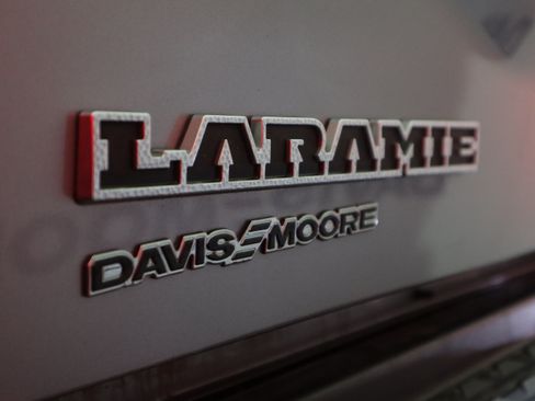 Used 2024 RAM 2500 Laramie w/ Safety Group AWD/4WD image 31