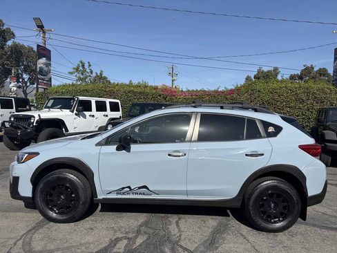 Used 2019 Subaru Crosstrek 2.0i w/ Eyesight System AWD/4WD image 3