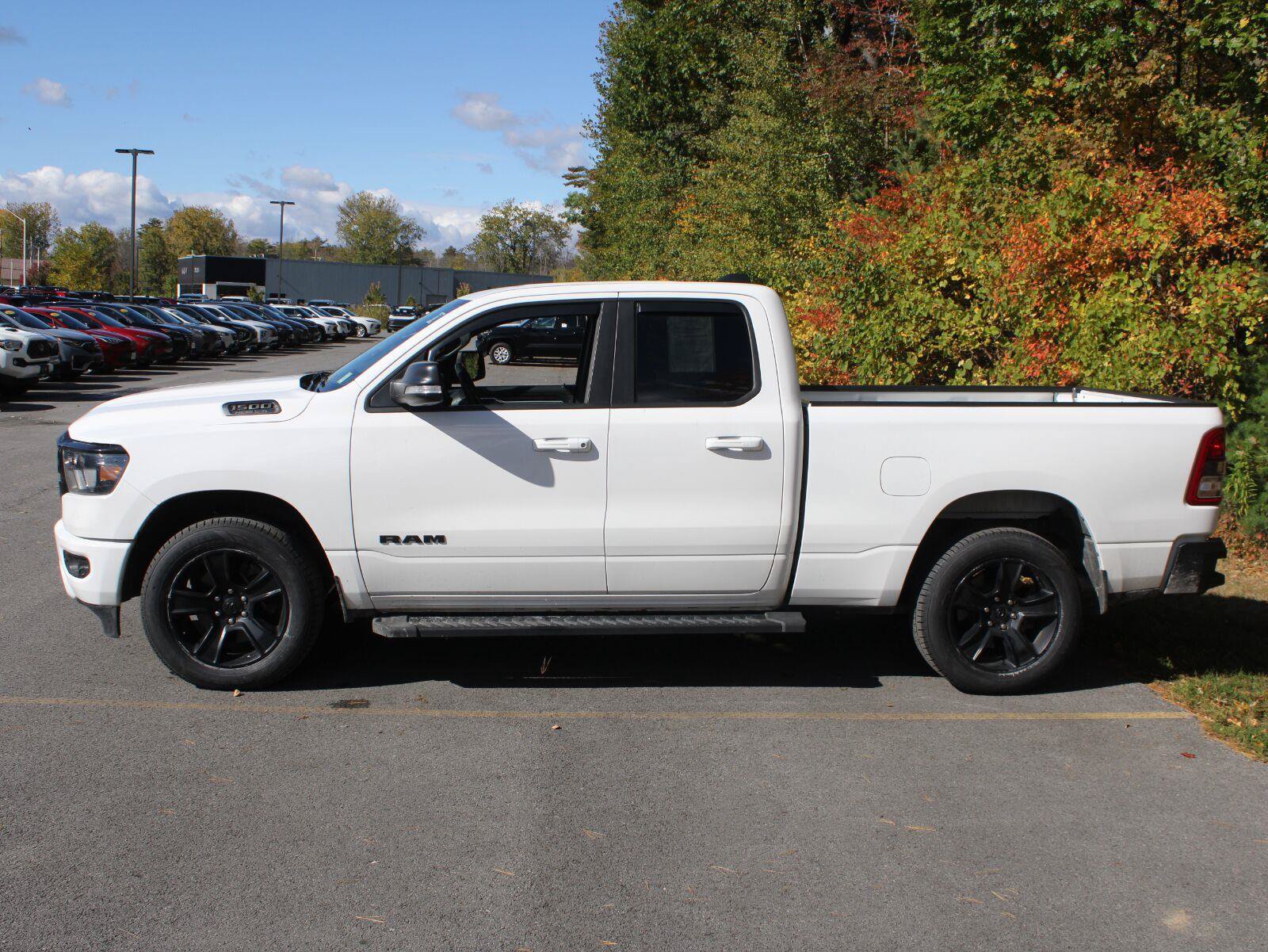 Used 2022 RAM 1500 Big Horn w/ Night Edition AWD/4WD image 5