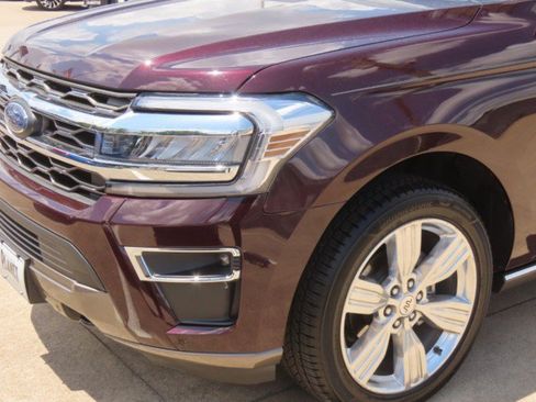Certified 2023 Ford Expedition King Ranch AWD/4WD image 3