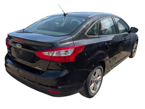 Used 2013 Ford Focus SE FWD image 5
