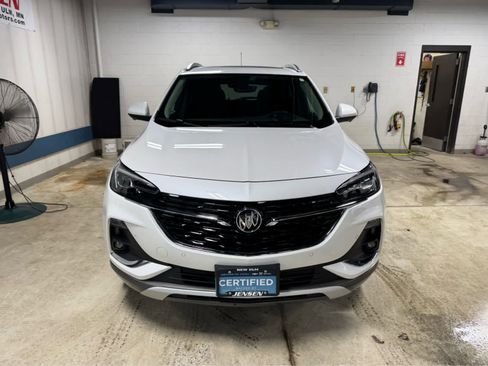 Certified 2023 Buick Encore GX Essence w/ Advanced Technology Package image 2