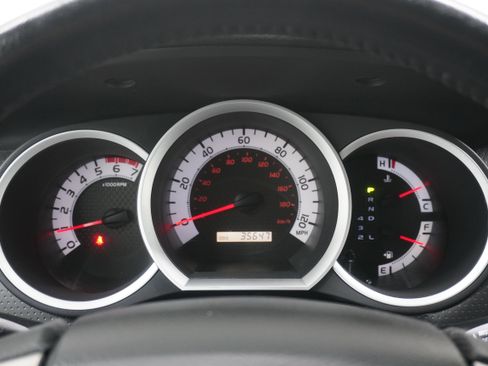 Used 2015 Toyota Tacoma TRD Sport w/ TRD Sport Package image 17