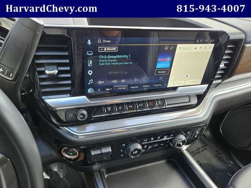 Used 2024 Chevrolet Silverado 3500 High Country w/ High Country Premium Package AWD/4WD image 8
