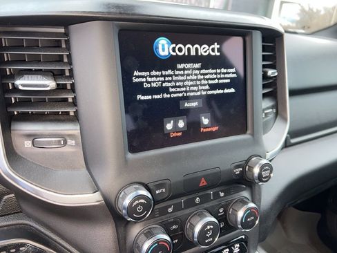 Used 2021 RAM 1500 Big Horn image 6