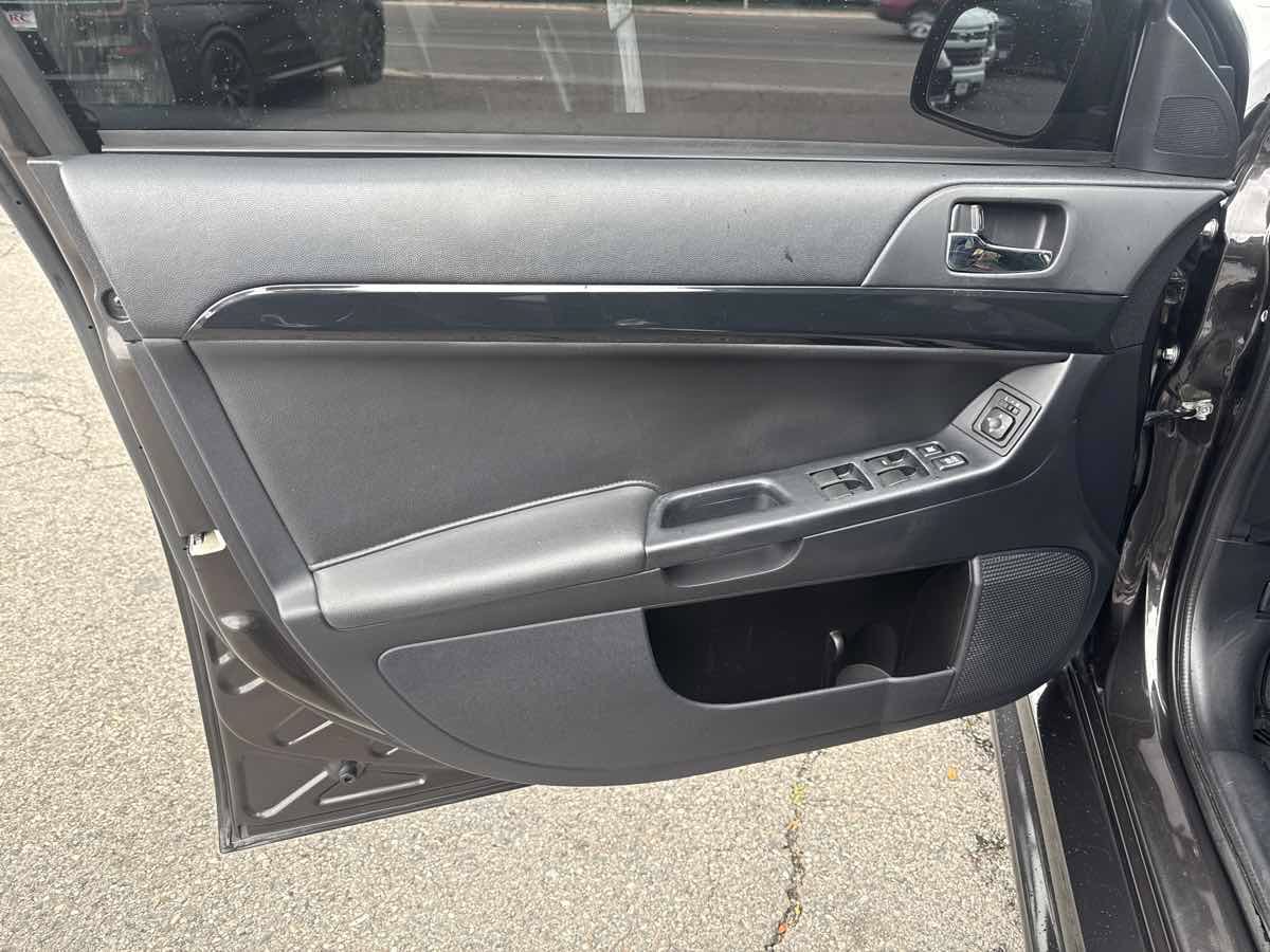 Used 2014 Mitsubishi Lancer Evolution MR AWD/4WD image 12