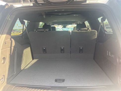 New 2026 GMC Yukon XL Elevation image 10