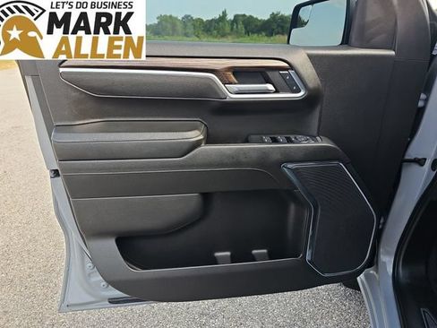 Used 2024 Chevrolet Silverado 1500 LT AWD/4WD image 22