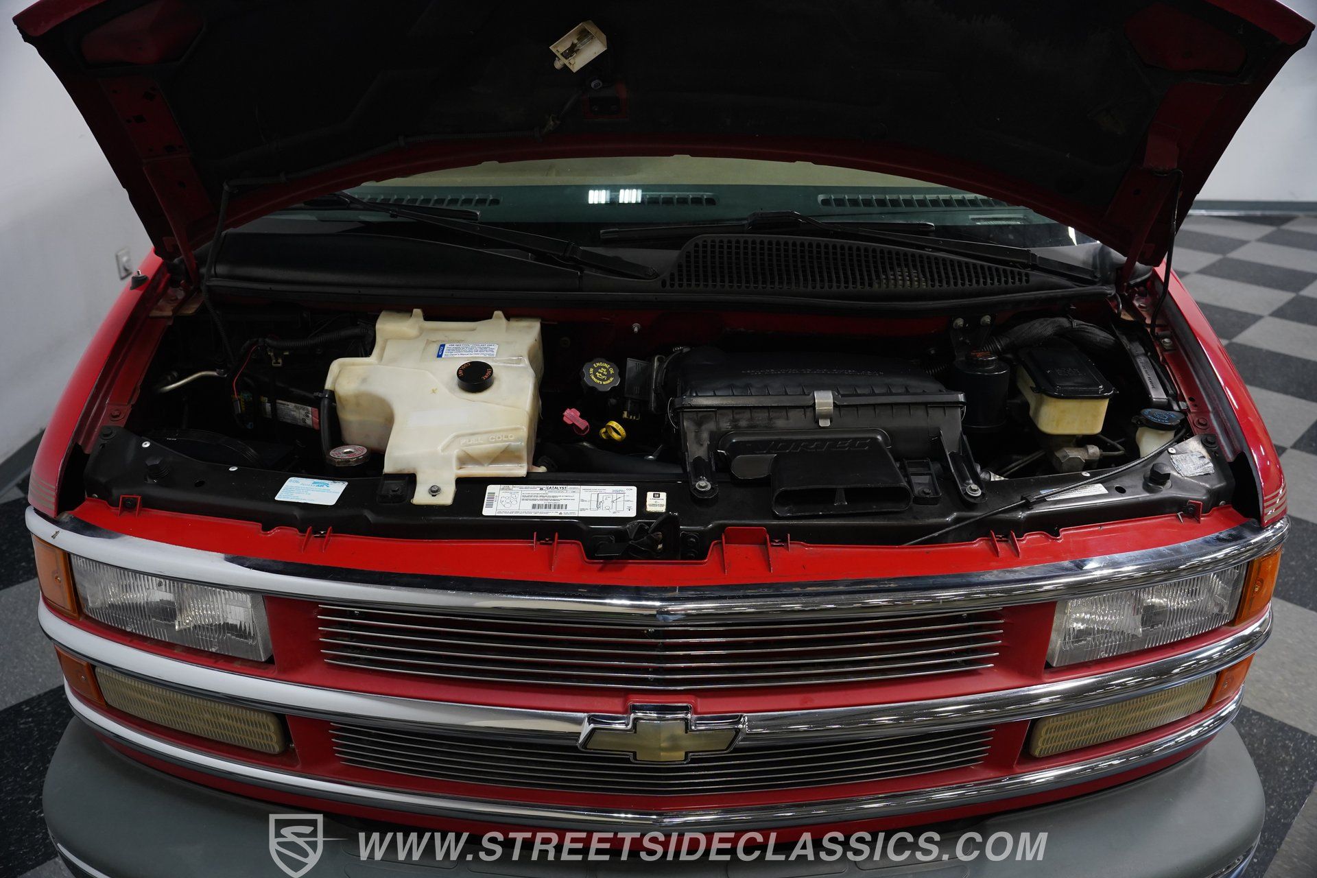 Used 1996 Chevrolet Express 1500 RWD image 3