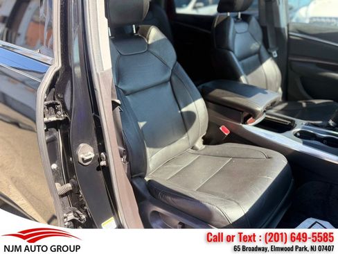 Used 2014 Acura MDX w/ Technology Package AWD/4WD image 25