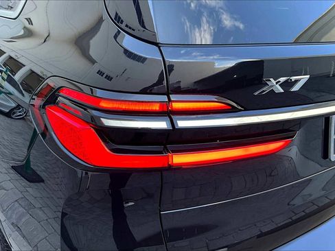 Used 2024 BMW X7 xDrive40i image 55
