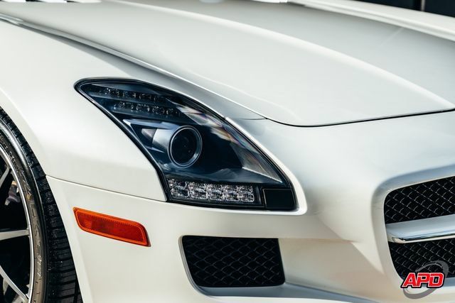 Used 2012 Mercedes-Benz SLS AMG Roadster image 49