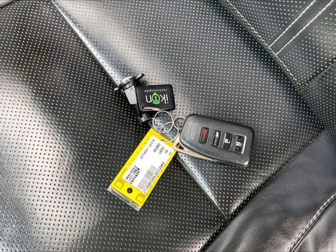 Used 2018 Lexus RX 350L image 15