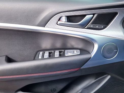 Used 2023 Genesis G70 2.0T w/ Sport Prestige Package image 6