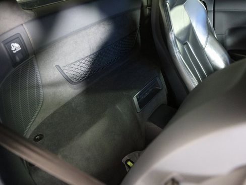 Used 2017 Audi R8 V10 w/ Carbon Exterior Package image 20