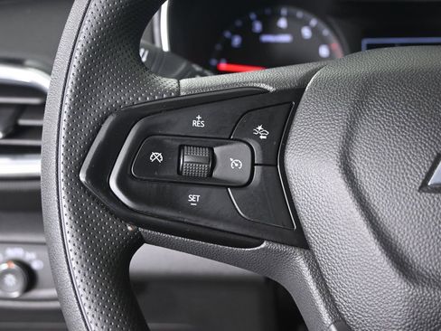 Used 2023 Chevrolet TrailBlazer LT w/ Convenience Package image 34