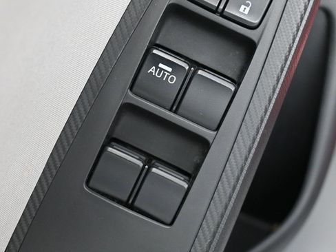 Certified 2019 Toyota Yaris LE image 12