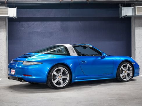 Used 2015 Porsche 911 Targa 4 AWD/4WD image 3