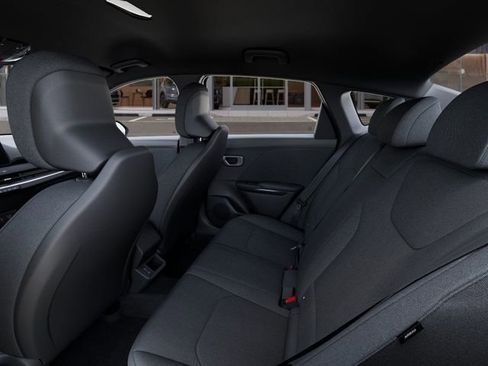 New 2026 Kia K4 LXS image 19