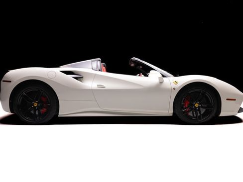 Used 2017 Ferrari 488 Spider RWD image 2