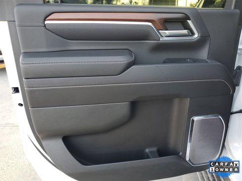 Used 2024 GMC Sierra 2500 Denali w/ Denali Reserve Package image 15