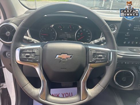 Used 2025 Chevrolet Blazer LT FWD image 17