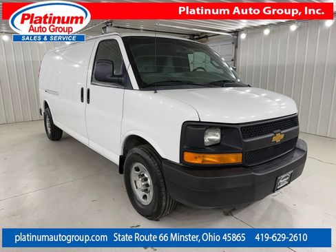 Used 2016 Chevrolet Express 3500 Extended RWD image 7