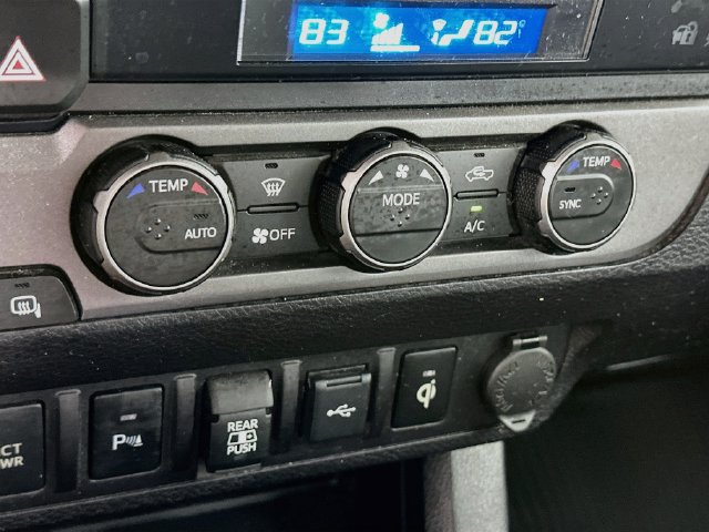 Used 2021 Toyota Tacoma TRD Sport w/ Technology Package AWD/4WD image 19