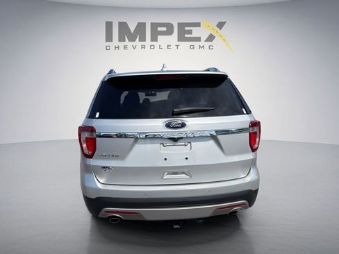 Used 2017 Ford Explorer Limited FWD image 4