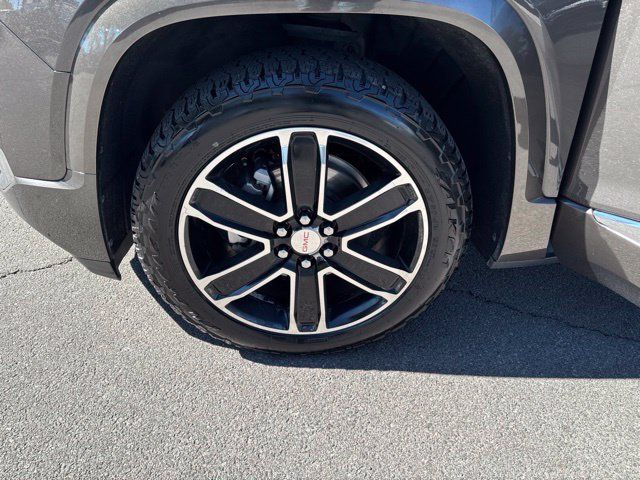 Used 2019 GMC Acadia Denali w/ Technology Package AWD/4WD image 39