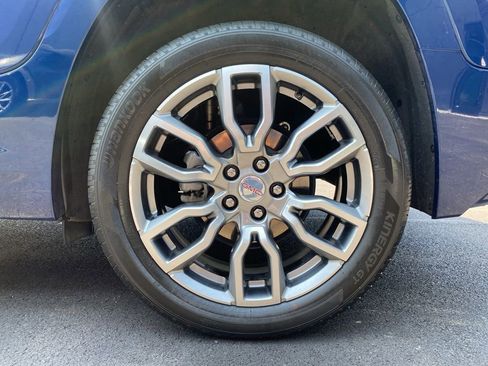 Used 2023 GMC Terrain Denali image 35