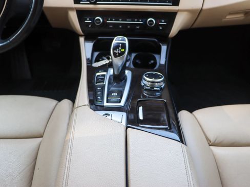 Used 2016 BMW 535i xDrive Sedan AWD/4WD image 27