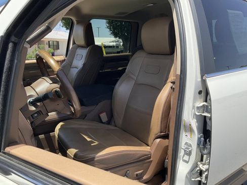 Used 2022 RAM 2500 Limited AWD/4WD image 8