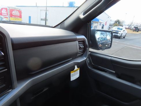 New 2025 Ford F150 XLT w/ Equipment Group 302A MID image 12