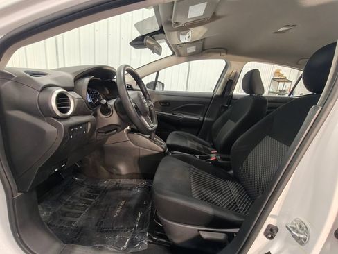 Used 2023 Nissan Versa S FWD image 27
